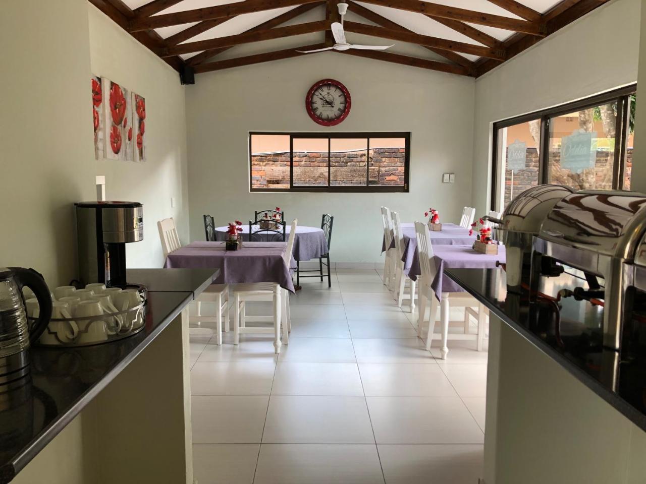 Odelia Guest House Mokopane Eksteriør bilde